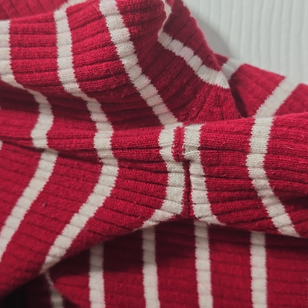 Charter Club Large Red and White Long-sleeve Top - Picture 6 of 7